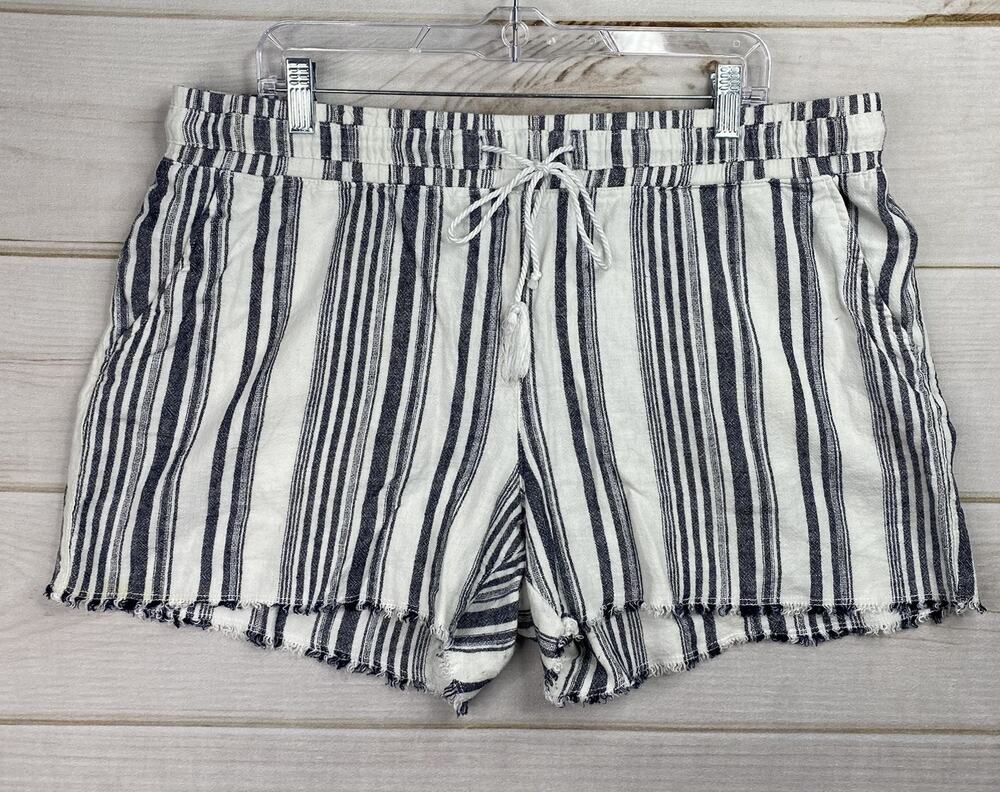 Time And Tru Shorts Womens XL 16-18 Black White Striped Casual Drawstring Fringe